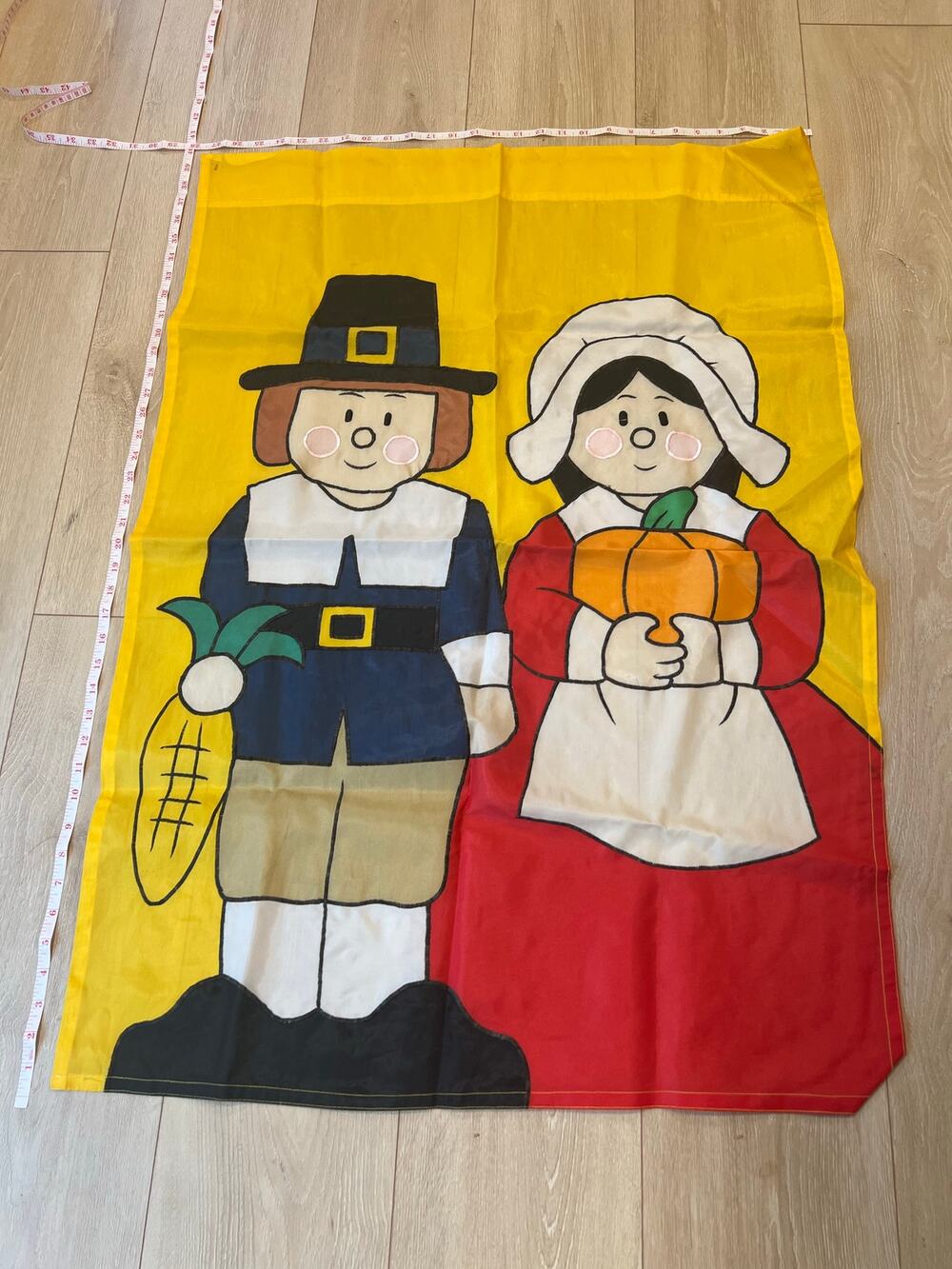 Vintage Thanksgiving Porch Flag Pilgrim Man & Woman Pumpkin Fall Harvest JL